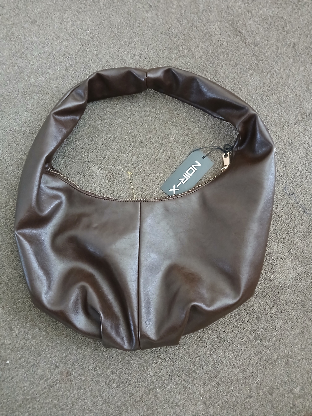 Nathaniel noir Slouchy Bag Soft Faux Leather Zip Closure Brown .